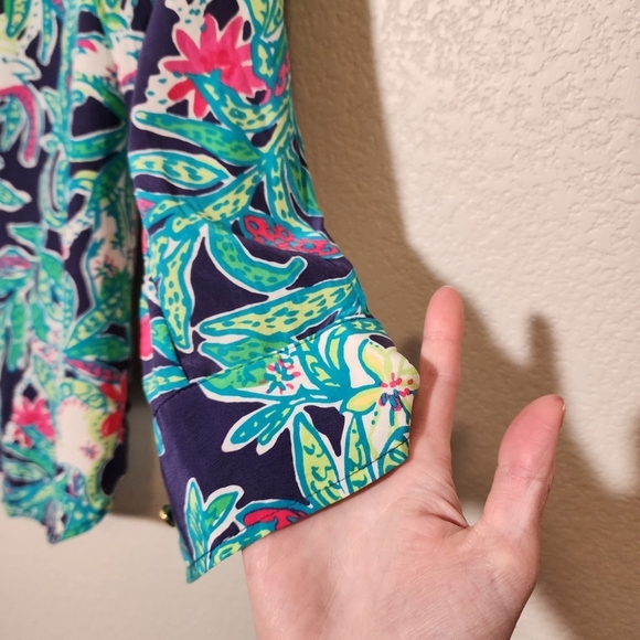 LILLY PULITZER Isla Silk button up blouse size M‎ - Picture 11 of 11